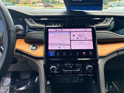 2022 Jeep Grand Cherokee Summit Reserve