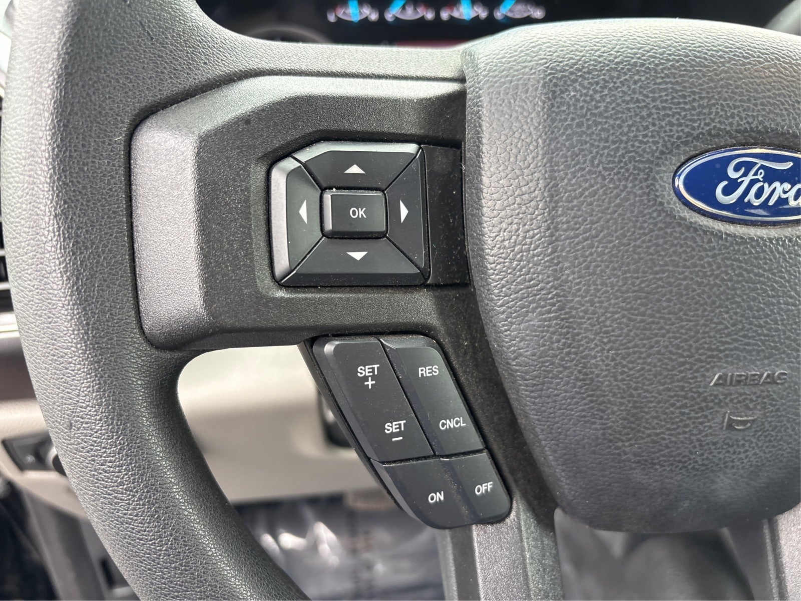2022 Ford Super Duty F-350 DRW XLT