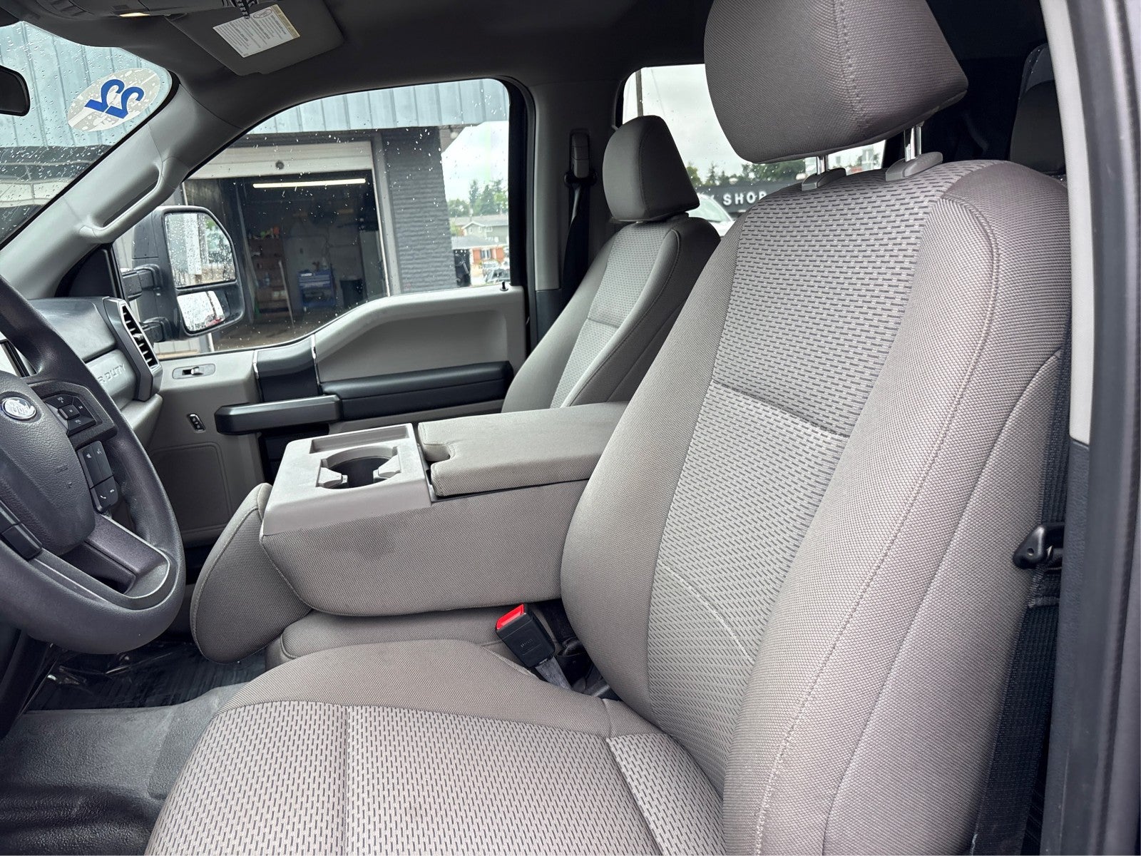 2022 Ford Super Duty F-350 DRW XLT