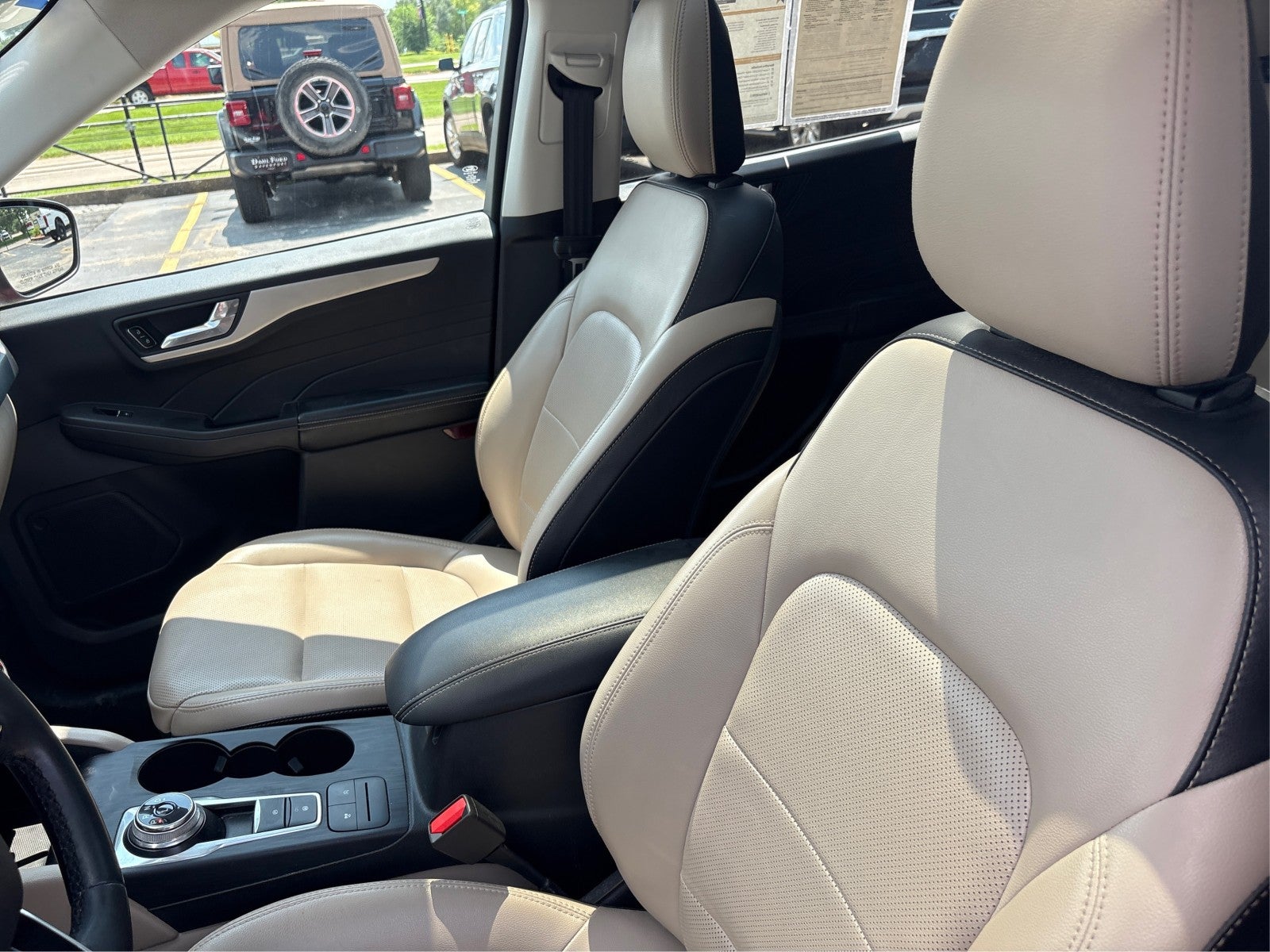 2021 Ford Escape SEL