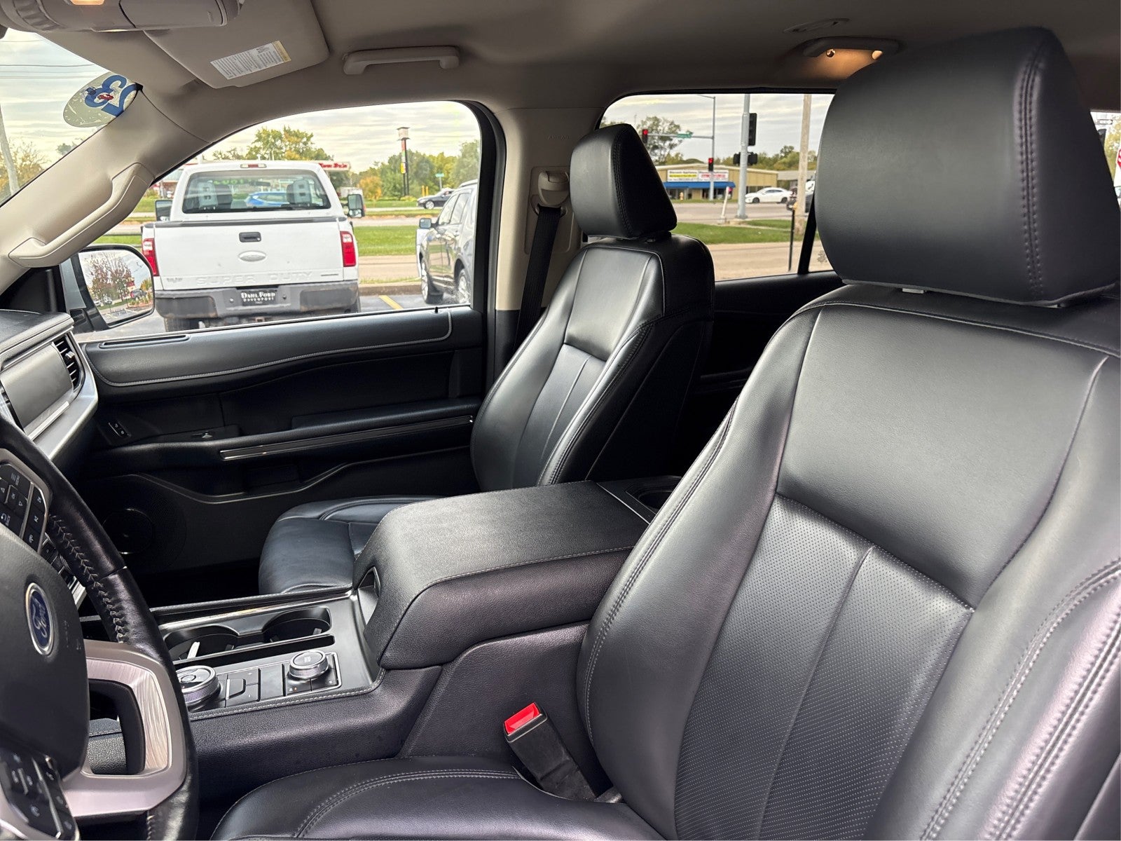 2023 Ford Expedition XLT