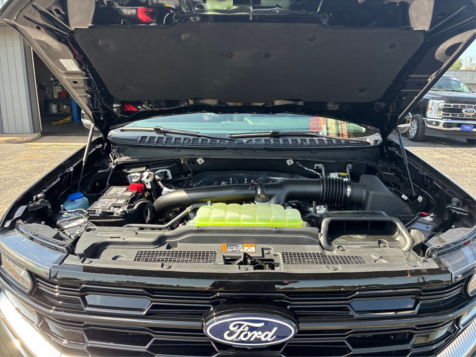 2027 Ford Expedition Platinum