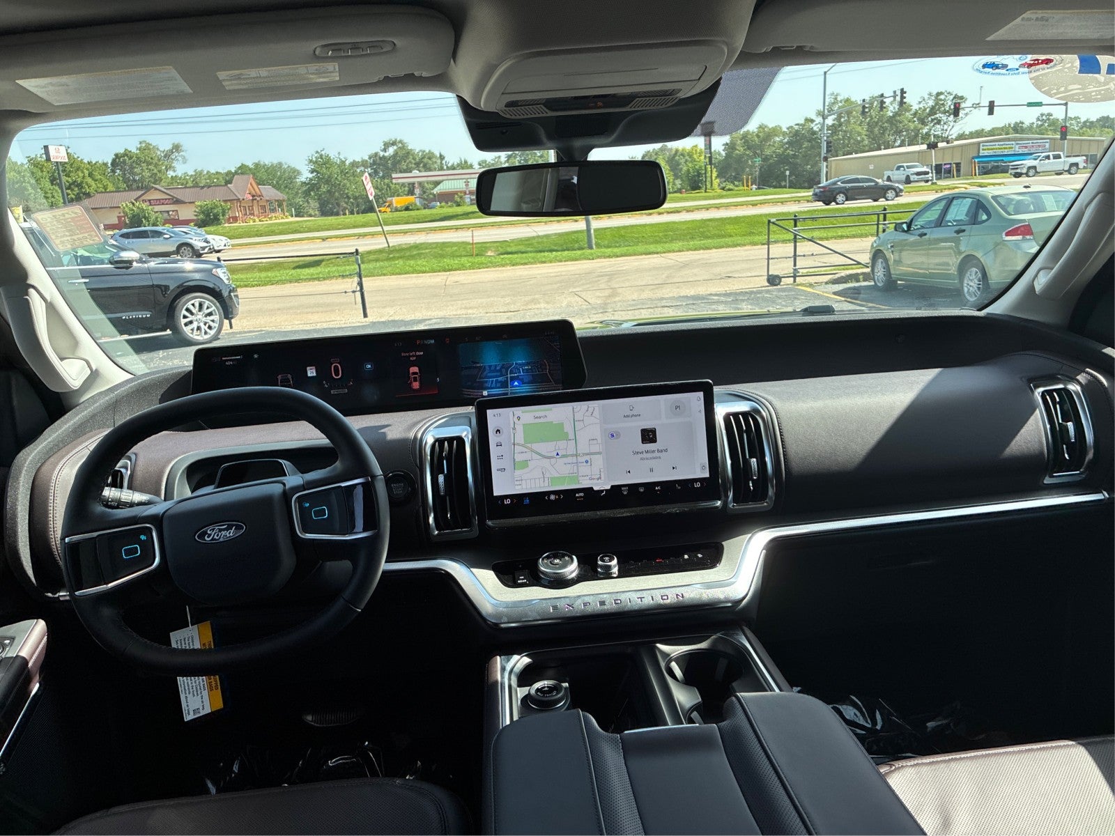 2027 Ford Expedition Platinum