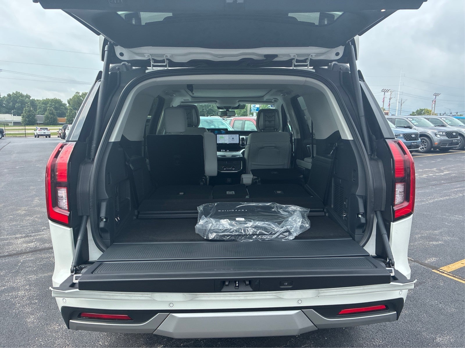 2026 Ford Expedition Platinum