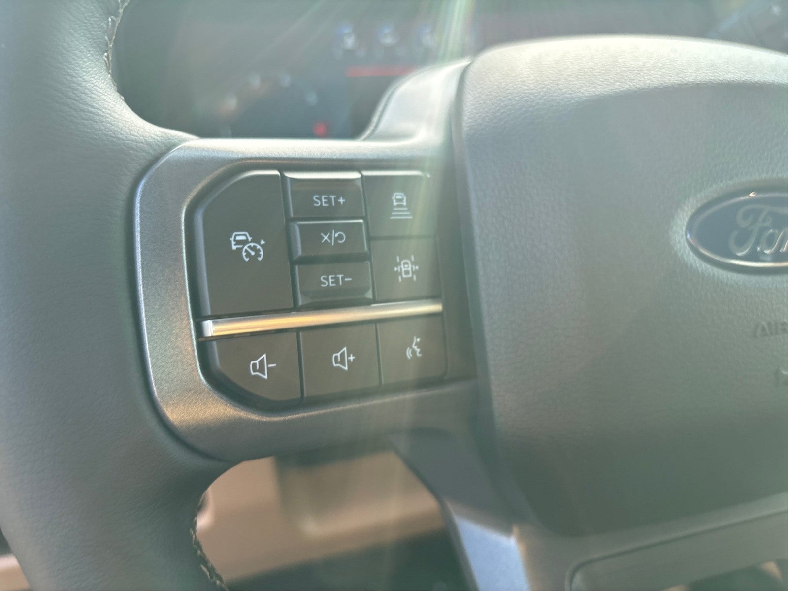 2027 Ford Super Duty F-250 SRW XL