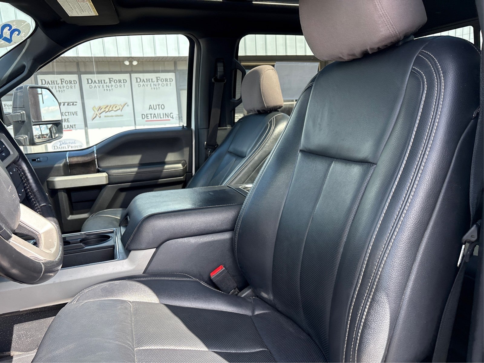 2022 Ford Super Duty F-250 SRW LARIAT