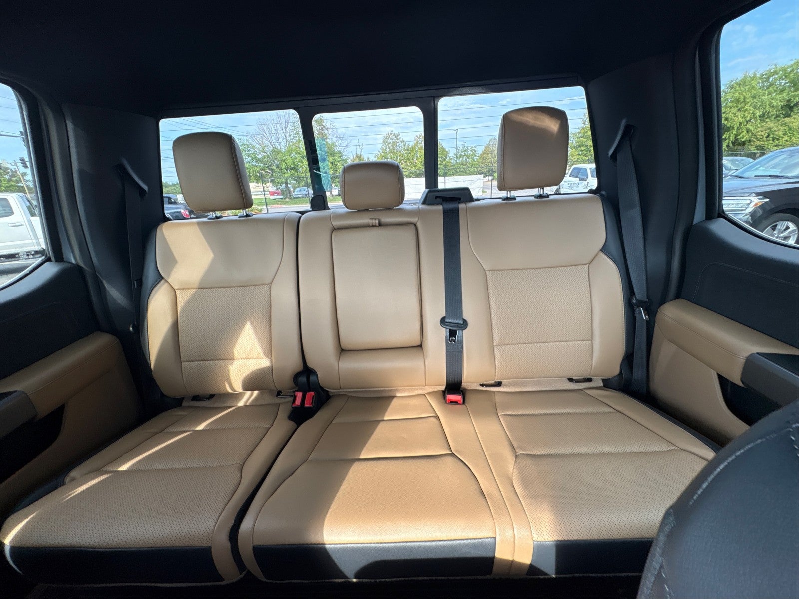 2027 Ford Super Duty F-350 SRW XL