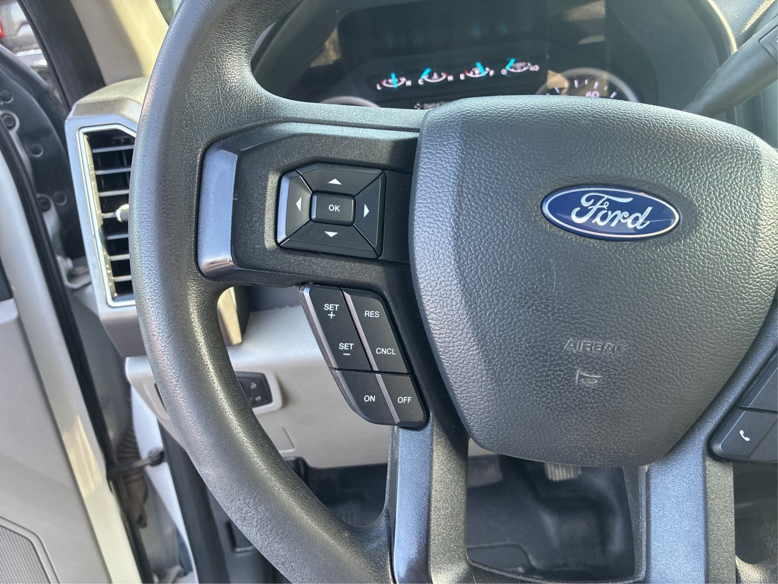 2022 Ford Super Duty F-250 SRW XLT
