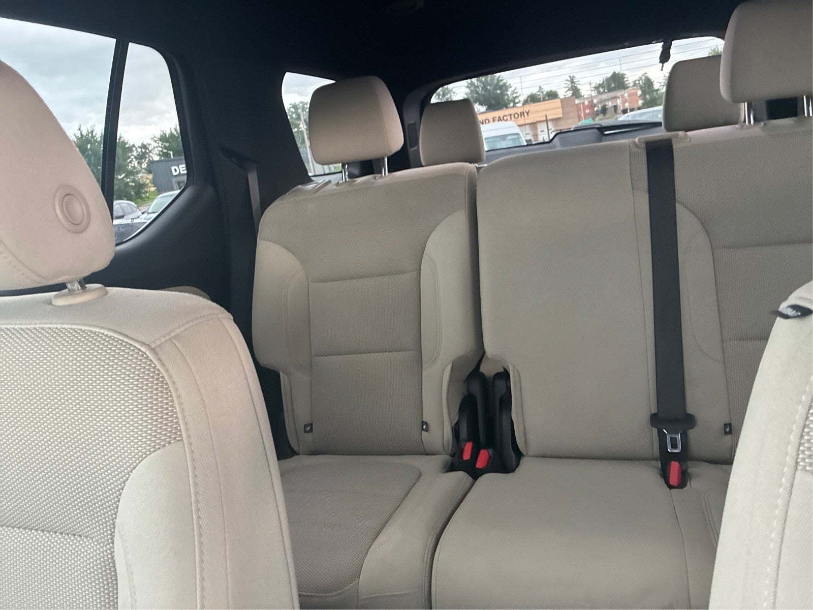 2022 Chevrolet Traverse LS