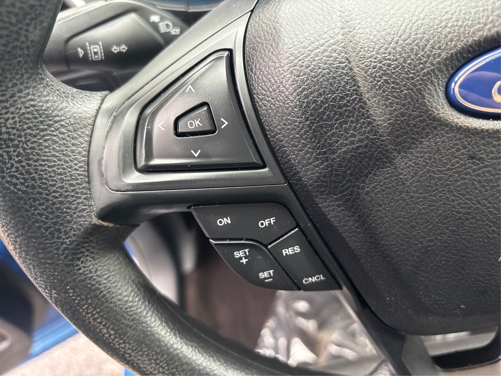 2020 Ford Edge SE