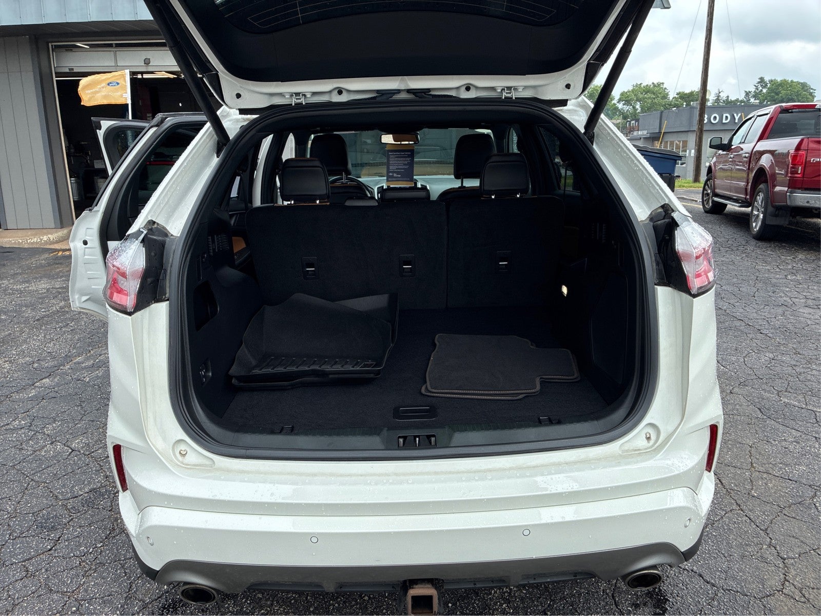 2024 Ford Edge Titanium