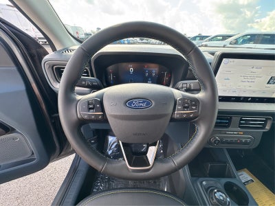 2025 Ford Maverick Lobo Standard