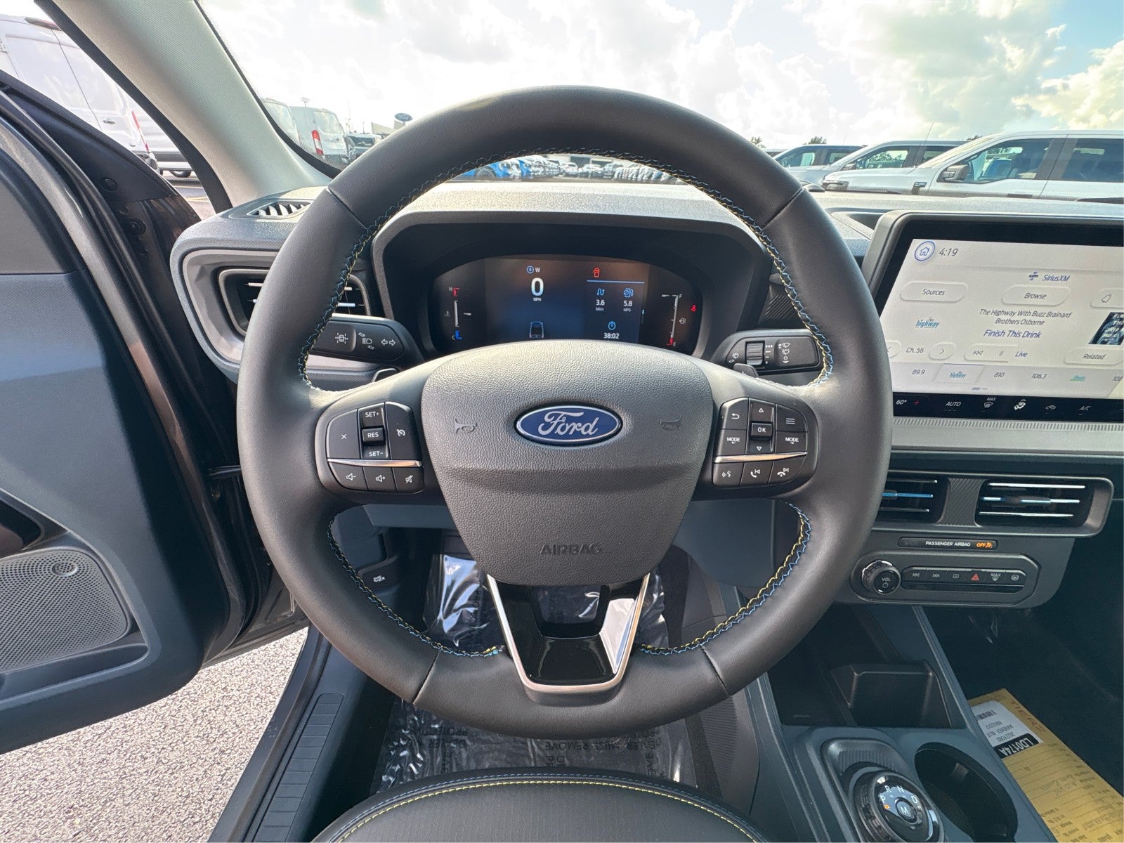 2025 Ford Maverick Lobo Standard