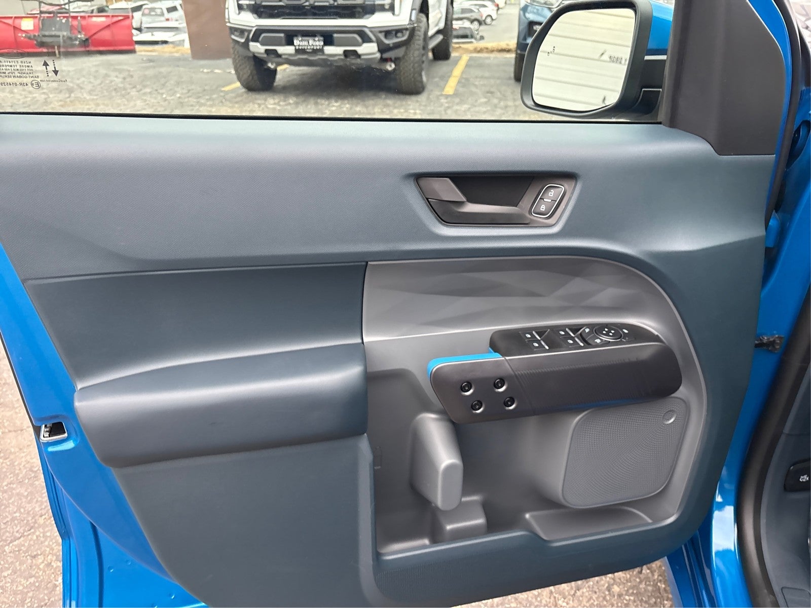 2026 Ford Maverick Lobo Standard