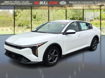 2025 Kia K4 LXS