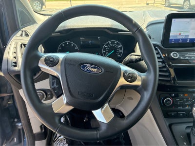 2022 Ford Transit Connect Wagon Titanium