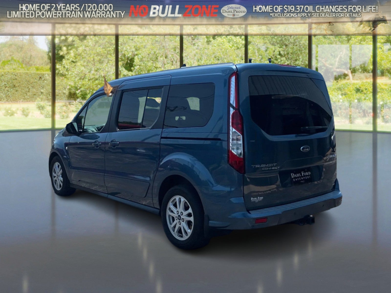 2022 Ford Transit Connect Wagon Titanium