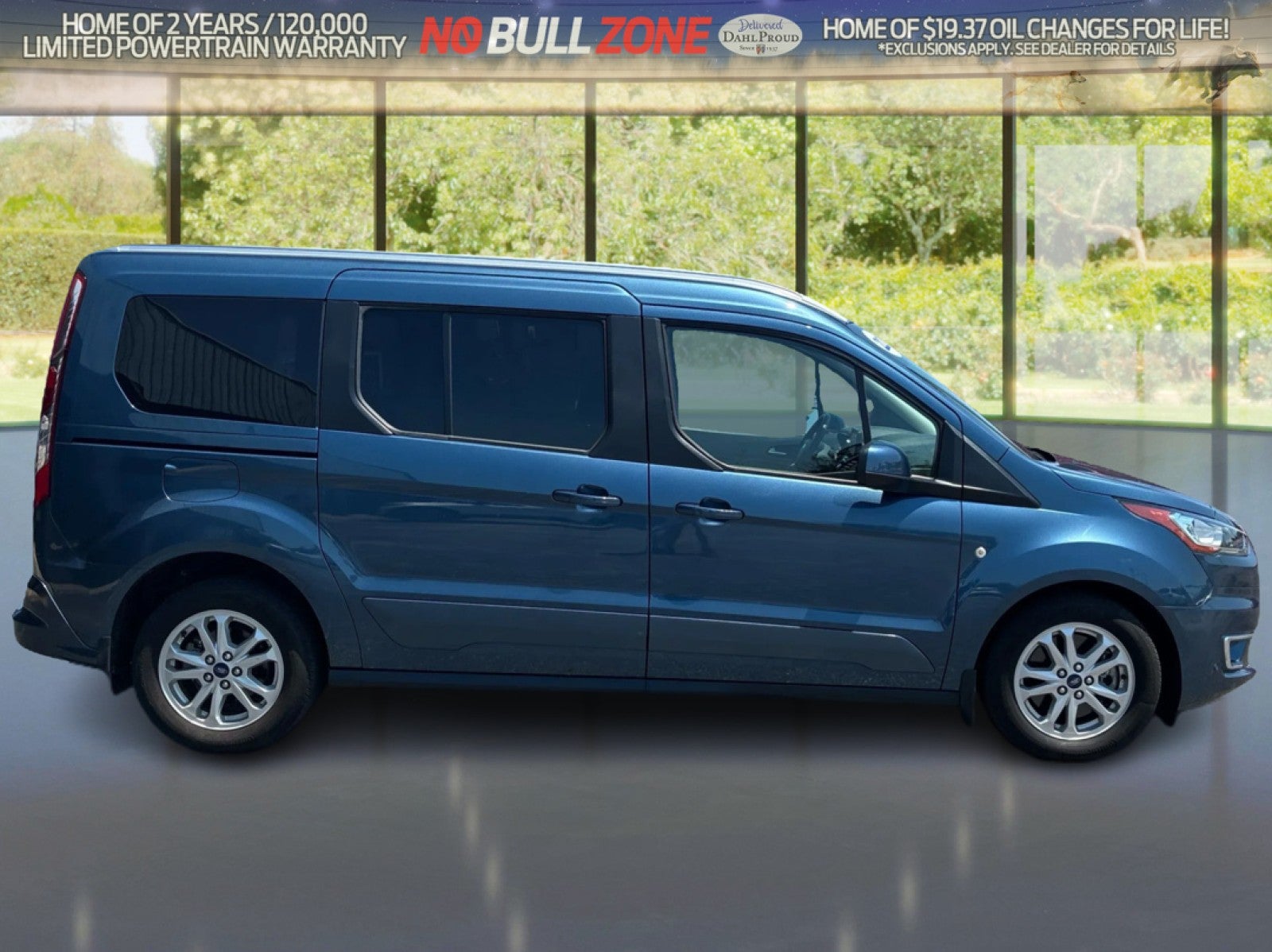 2022 Ford Transit Connect Wagon Titanium